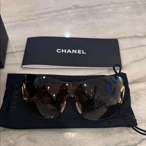 Chanel 4124 sunglasses vintage